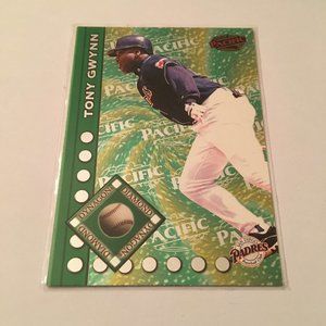 1999 Pacific Diamond Dynagon Tony Gwynn Baseball Card Insert #19